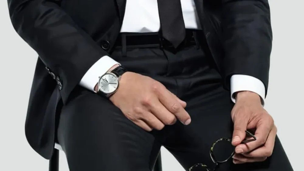 Which Watch to Wear to a Business Meeting?